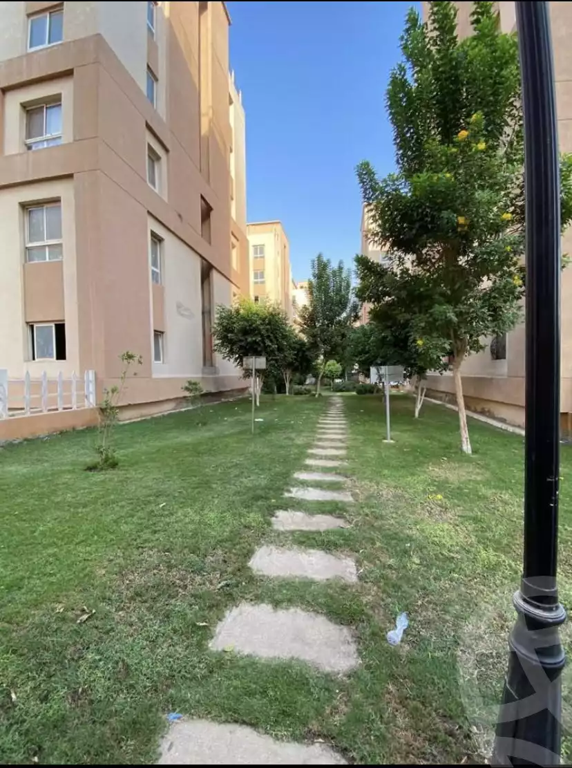 https://aqarmap.com.eg/en/listing/4079612-for-sale-cairo-6th-of-october-compound-degla-gardens