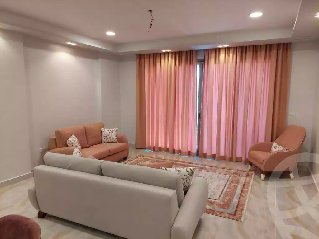https://aqarmap.com.eg/en/listing/4081547-for-rent-cairo-6th-of-october-compound-aeon