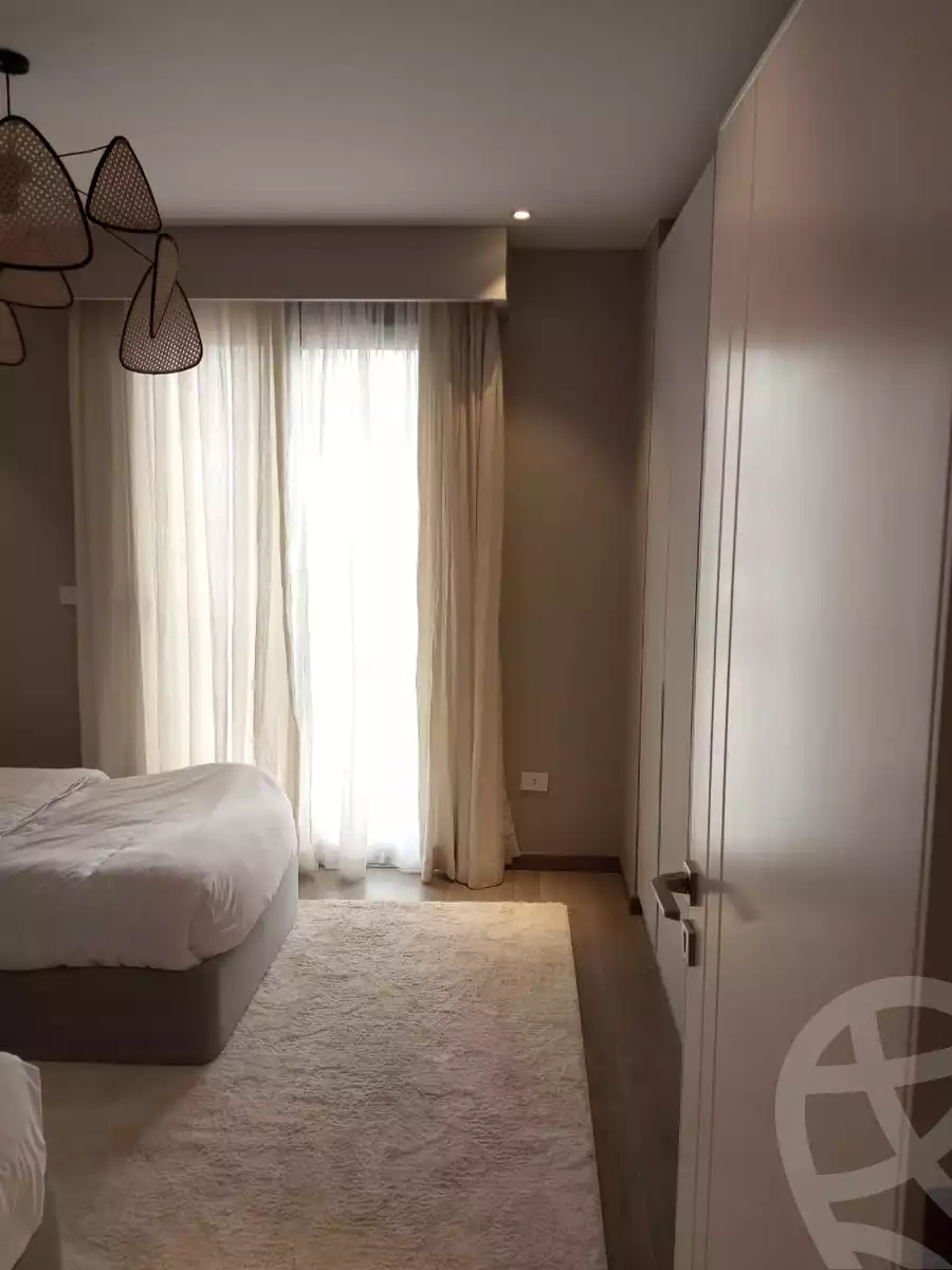 https://aqarmap.com.eg/en/listing/4083362-for-sale-cairo-el-sheikh-zayed-city-compounds-kmbwnd-fyldj-wyst-dr-llttwyr