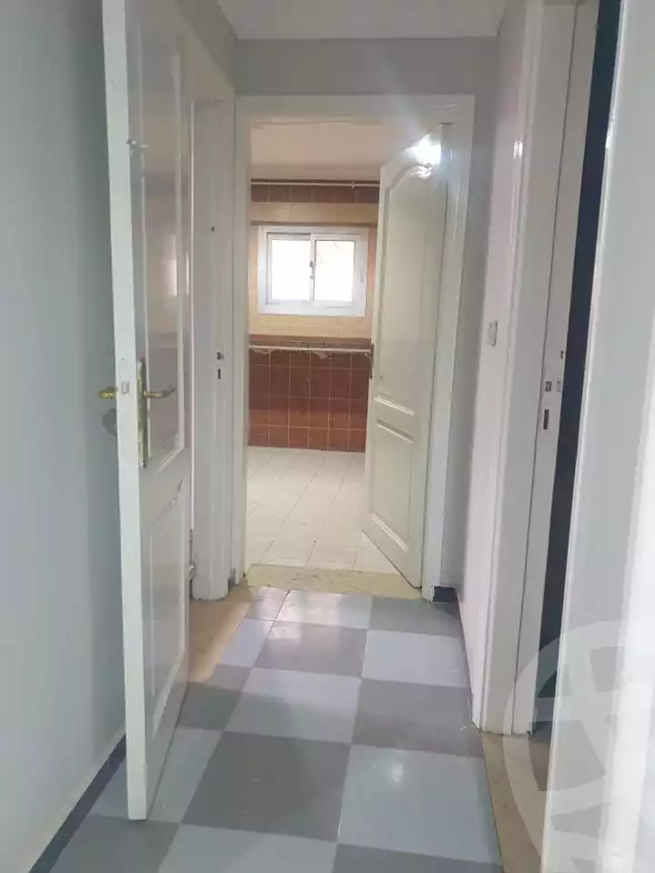 https://aqarmap.com.eg/en/listing/4083380-for-rent-cairo-mokattam-lhdb-l-ly-shr-krym-bnwn
