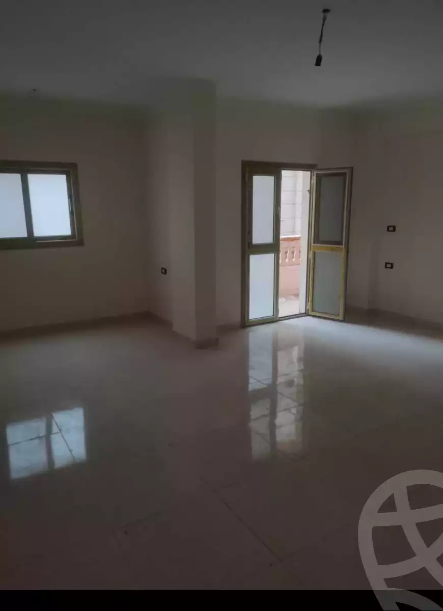 https://aqarmap.com.eg/en/listing/4085878-for-rent-beheira-damanhour-damanhour-city-ashara-st
