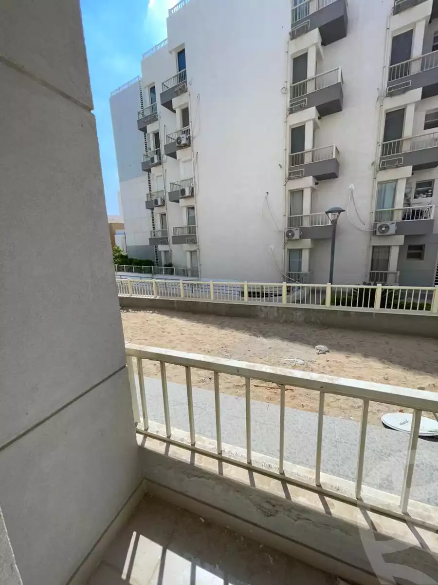 https://aqarmap.com.eg/en/listing/4087313-for-sale-cairo-new-cairo-compounds-jyd