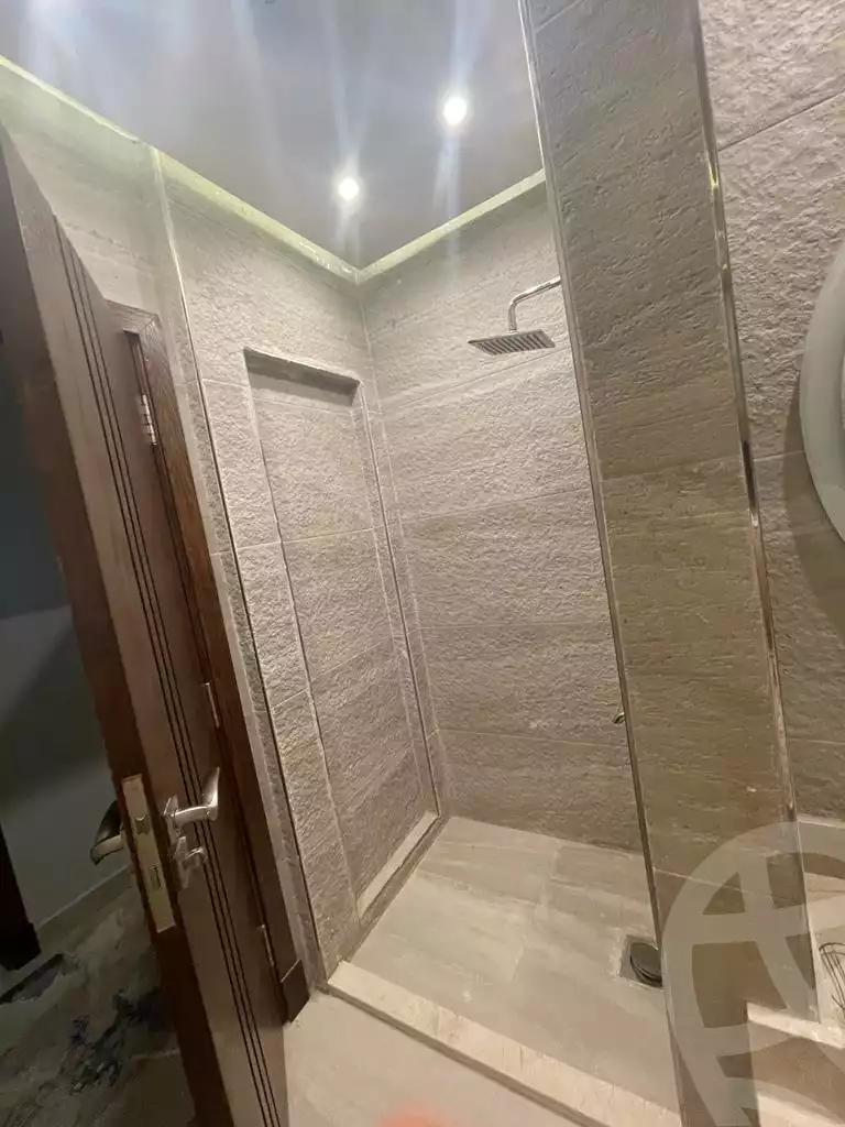 https://aqarmap.com.eg/en/listing/4087971-for-sale-cairo-new-cairo-compounds-taj-sultan