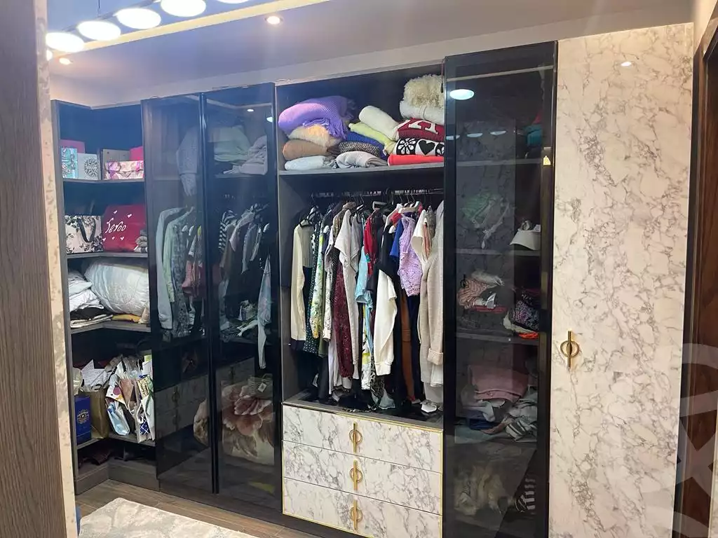 https://aqarmap.com.eg/en/listing/4087971-for-sale-cairo-new-cairo-compounds-taj-sultan