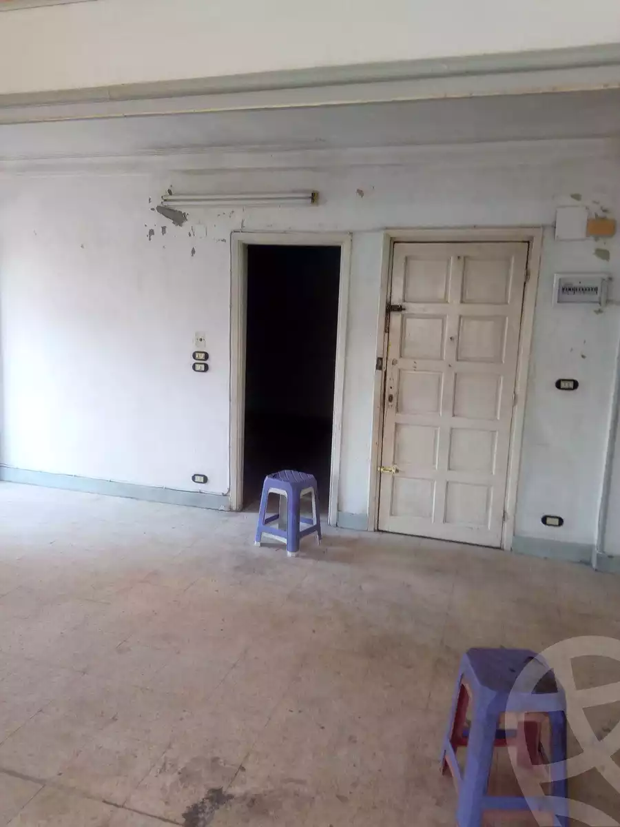https://aqarmap.com.eg/ar/listing/4089865-for-rent-cairo-downtown-el-qasr-el-ayni