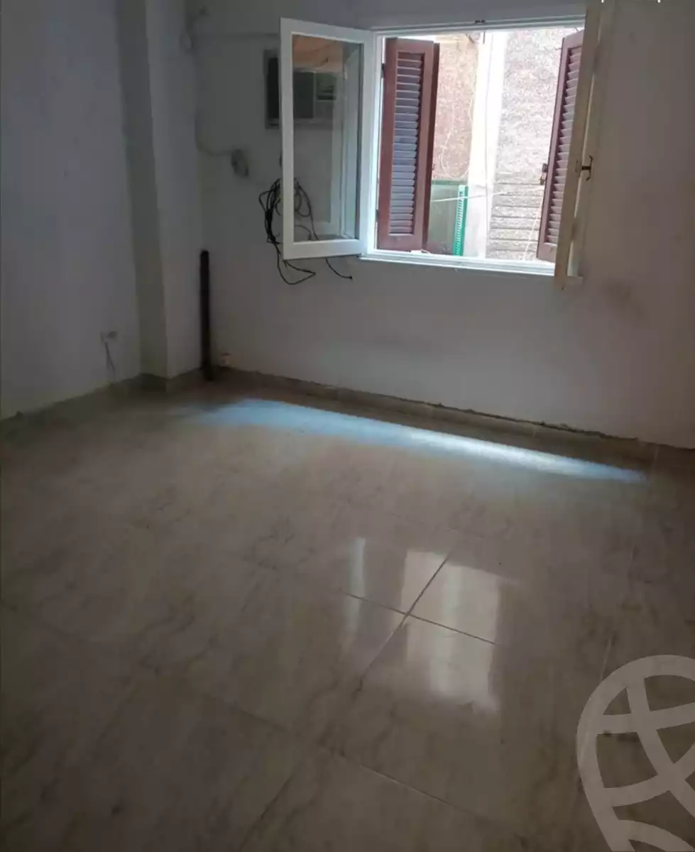 https://aqarmap.com.eg/en/listing/4103163-for-rent-alexandria-ganaklis-shr-bw-qyr-tryq-lhry