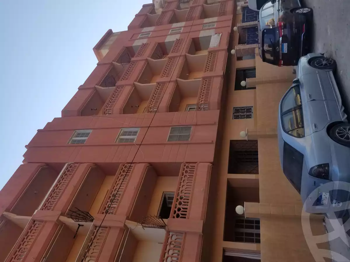 https://aqarmap.com.eg/en/listing/4105576-for-sale-alexandria-sidi-kirayr-qry-sydy-kryr-lqwt-ljwy