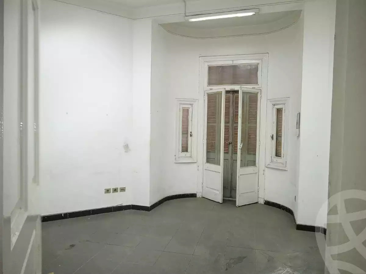https://aqarmap.com.eg/ar/listing/4106633-for-rent-cairo-garden-city-aesha-al-taymorya-st