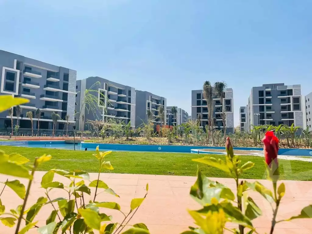 https://aqarmap.com.eg/en/listing/4107301-for-sale-cairo-6th-of-october-compound-sun-capital