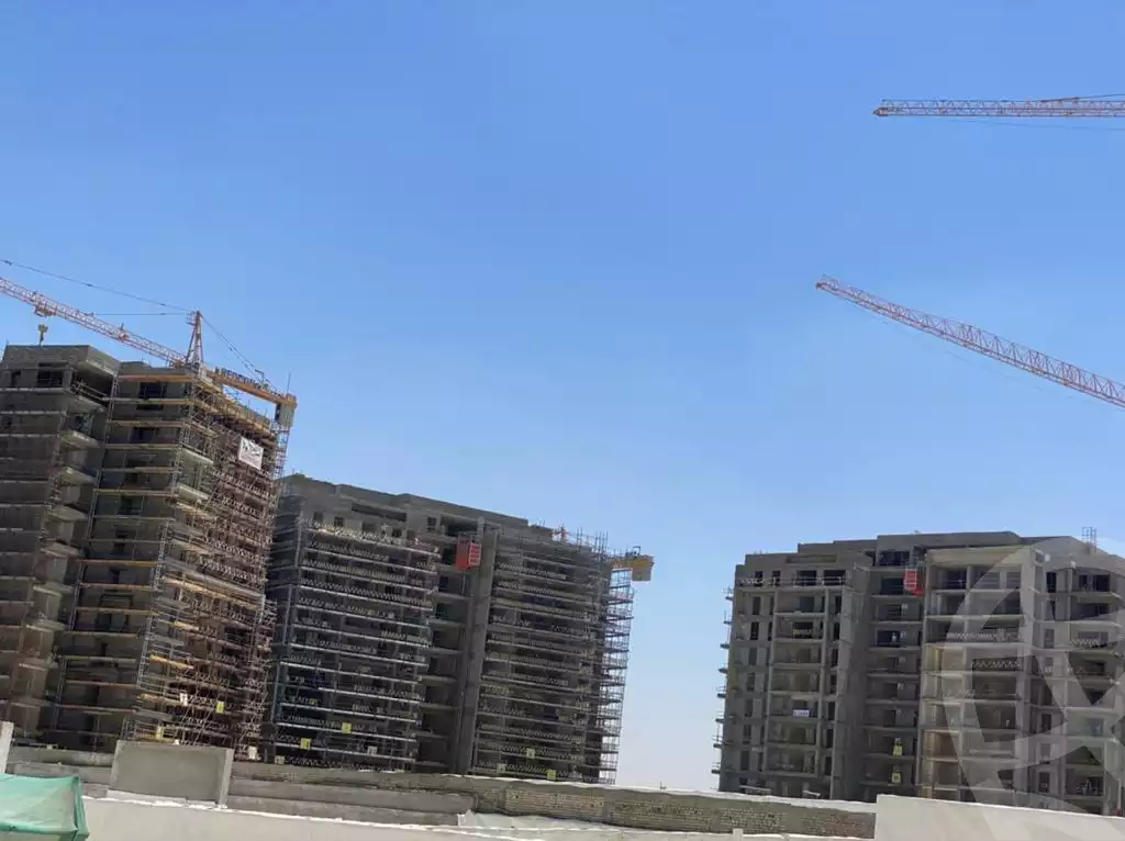 https://aqarmap.com.eg/en/listing/4107479-for-sale-cairo-el-sheikh-zayed-city-compounds-brj-zyd-wr-llttwyr
