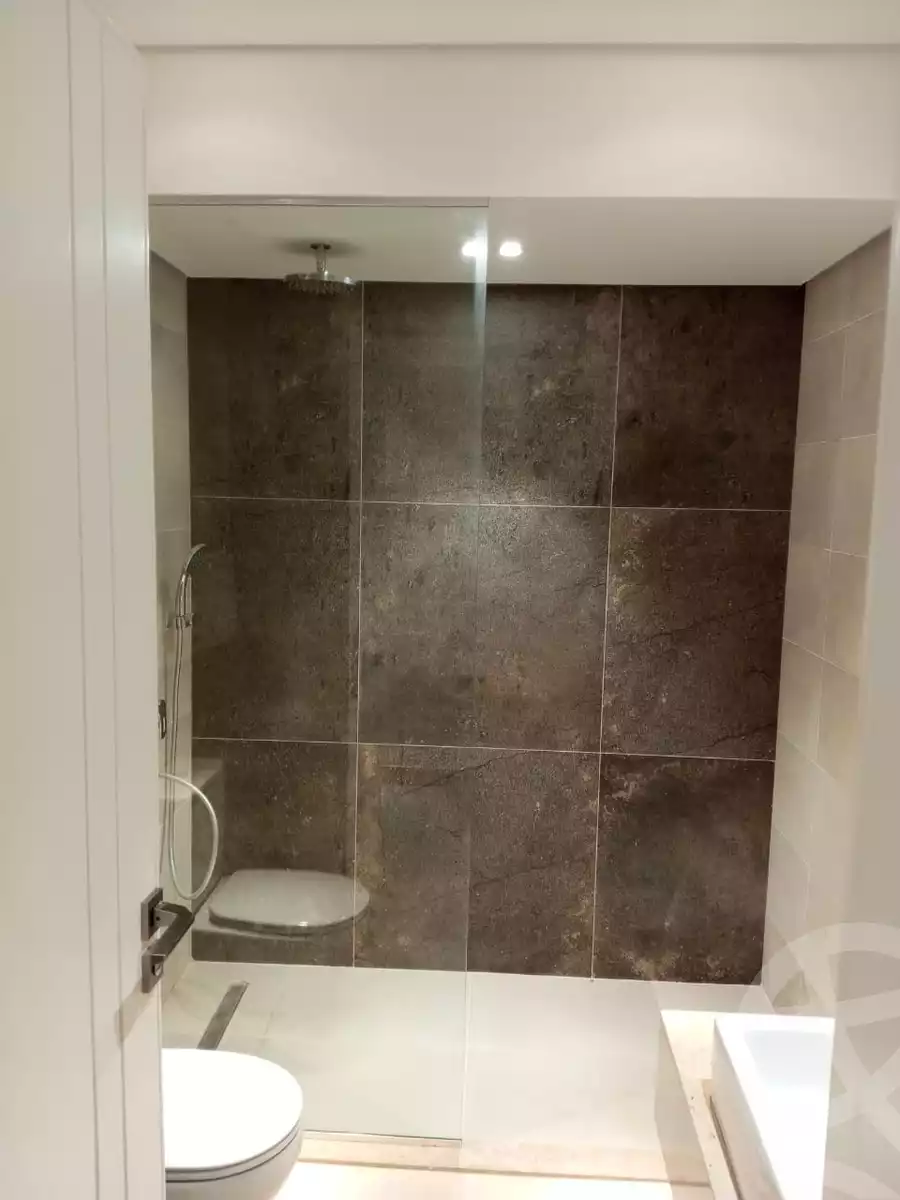 https://aqarmap.com.eg/en/listing/4110255-for-sale-cairo-el-sheikh-zayed-city-compounds-kmbwnd-fyldj-wyst-dr-llttwyr