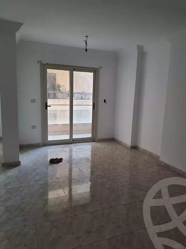 https://aqarmap.com.eg/en/listing/4111757-for-rent-alexandria-roshdy-shr-bw-qyr-tryq-lhry