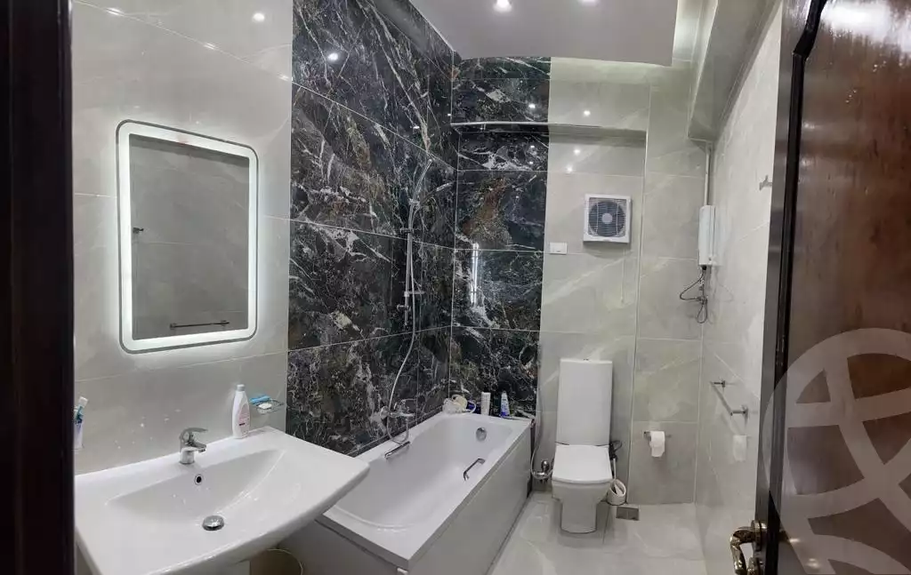 https://aqarmap.com.eg/en/listing/4113965-for-sale-cairo-new-cairo-ltjm-lkhms-el-choueifat-al-shouyfat-st