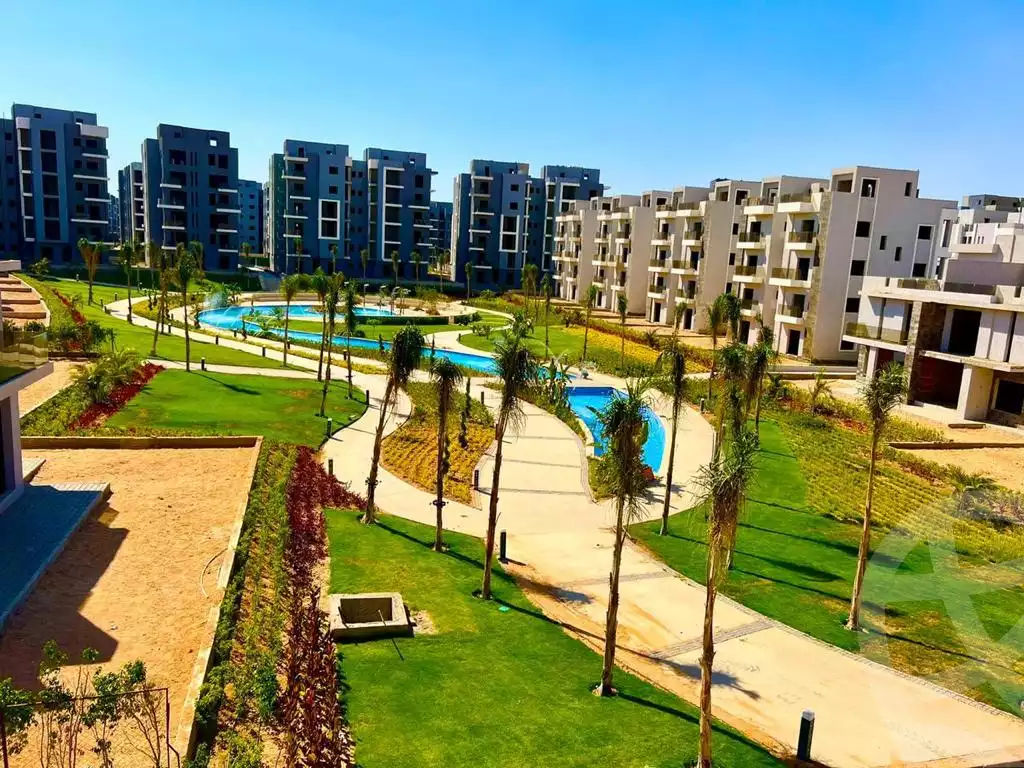 https://aqarmap.com.eg/ar/listing/4114789-for-sale-cairo-6th-of-october-compound-sun-capital