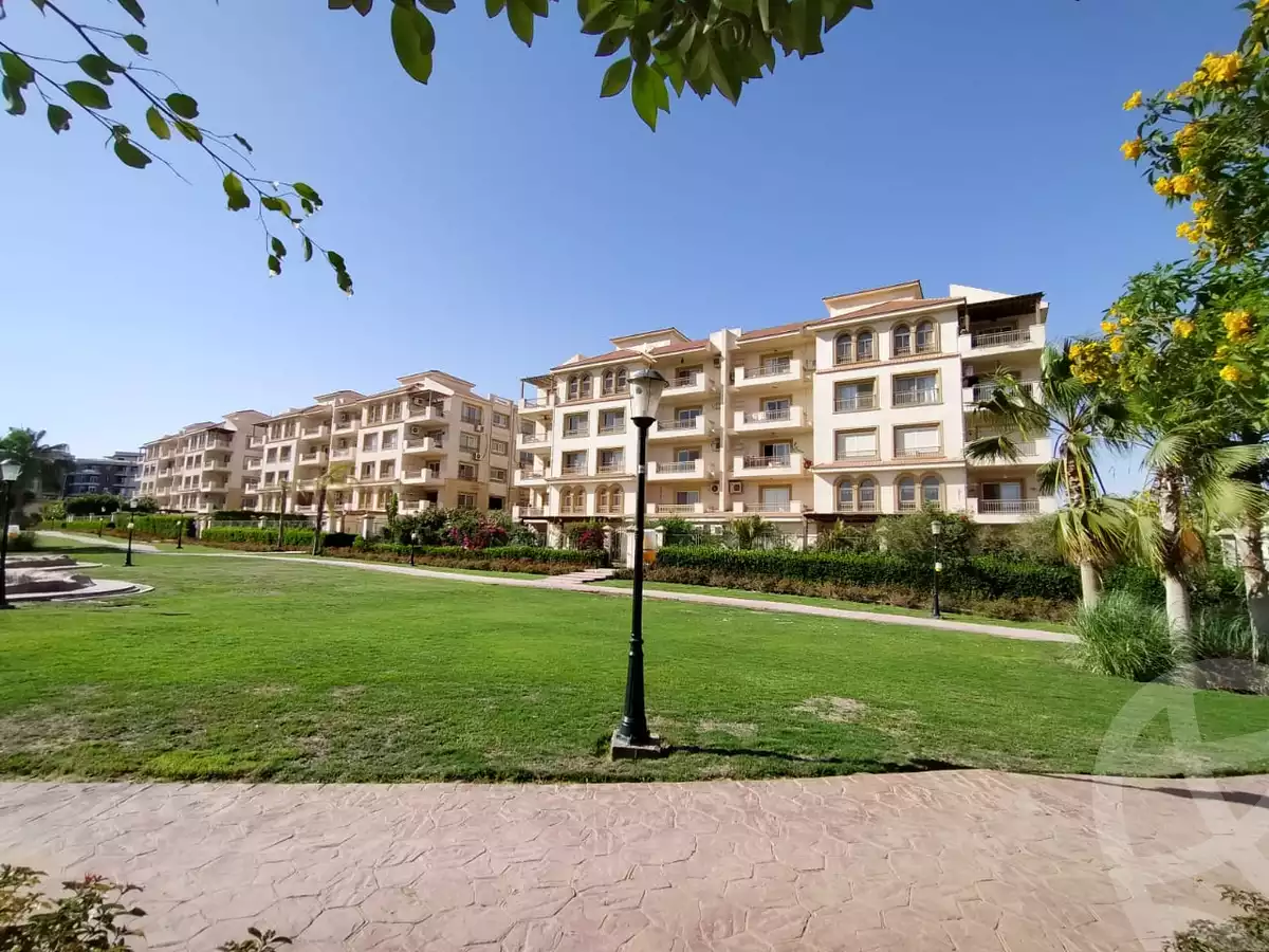 https://aqarmap.com.eg/en/listing/4120496-for-sale-cairo-el-sheikh-zayed-city-compounds-greens