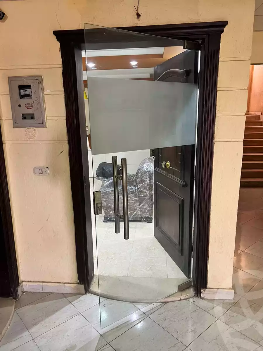 https://aqarmap.com.eg/en/listing/4121057-for-rent-cairo-6th-of-october-lhsry
