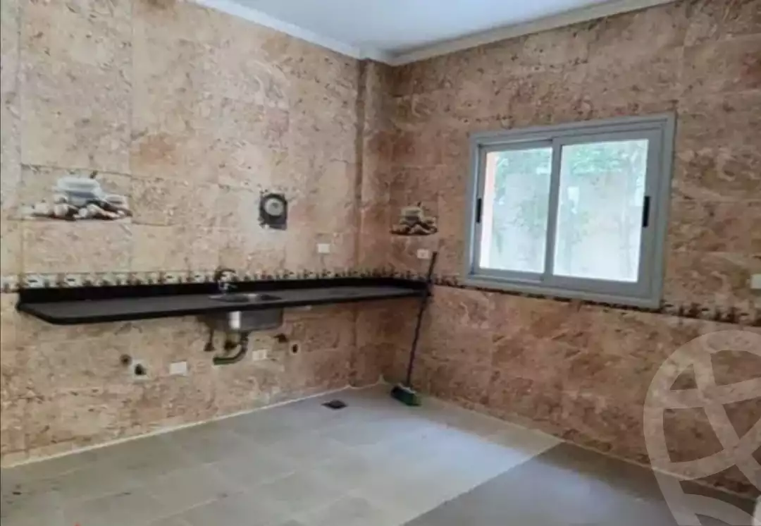 https://aqarmap.com.eg/en/listing/4121611-for-rent-alexandria-borg-el-arab-el-mahgoub-st