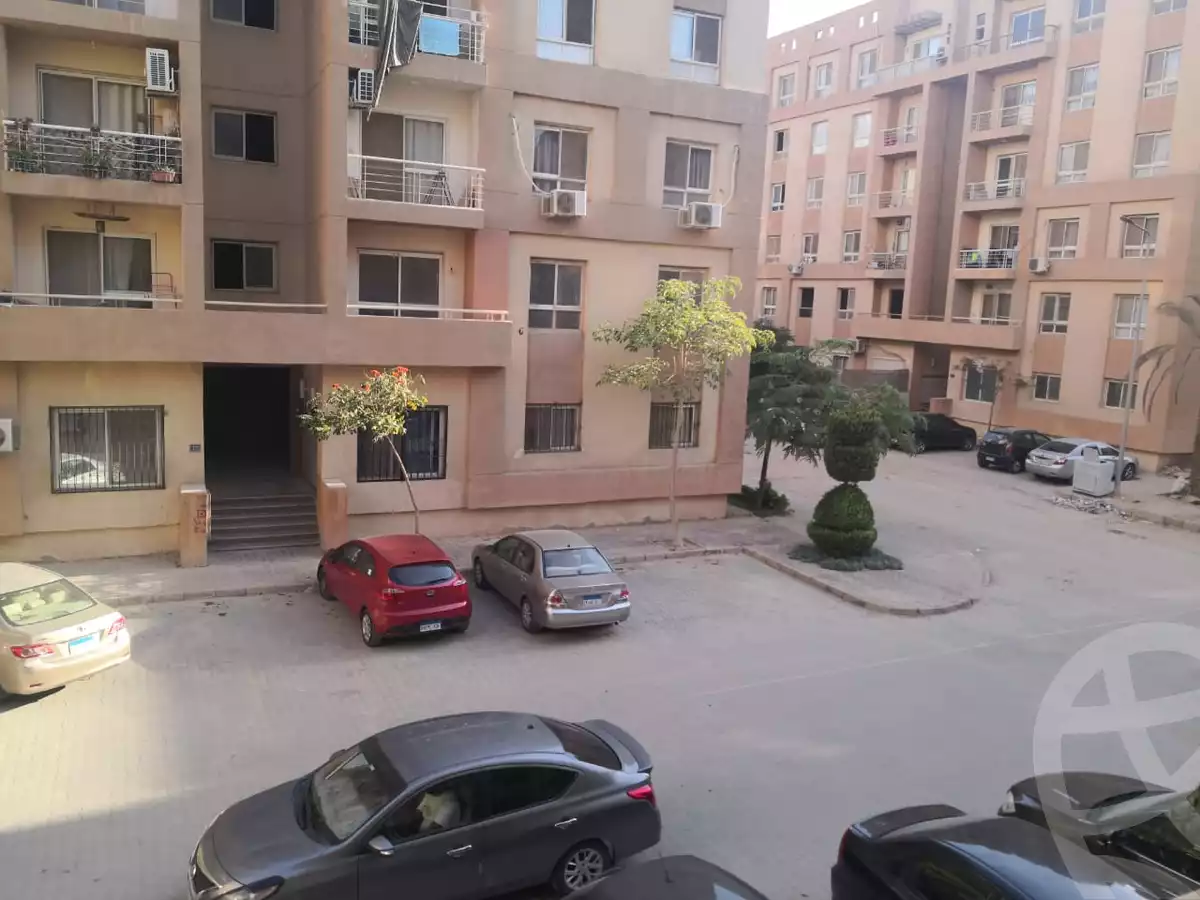 https://aqarmap.com.eg/en/listing/4125936-for-sale-cairo-6th-of-october-compound-degla-gardens