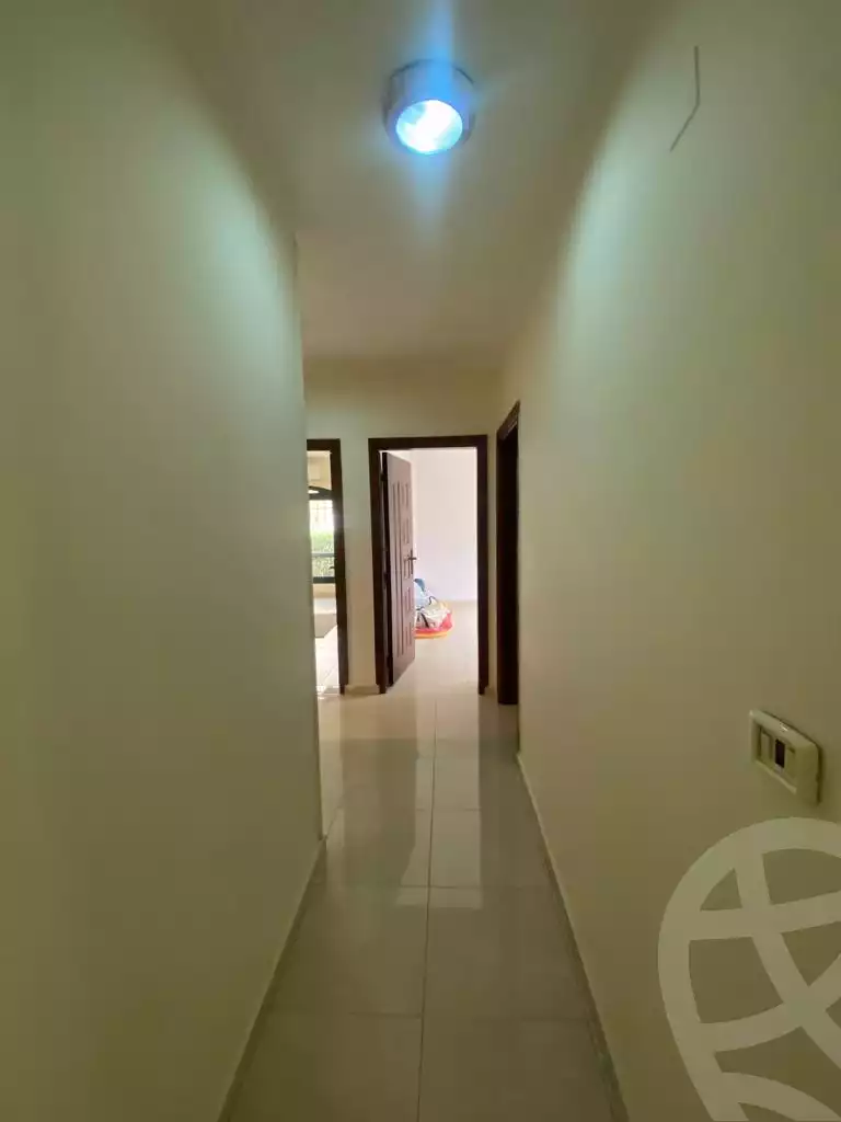 https://aqarmap.com.eg/en/listing/4127250-for-sale-cairo-new-cairo-compounds-zizinia-city