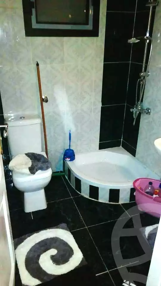 https://aqarmap.com.eg/ar/listing/4128100-for-sale-alexandria-bw-qyr-toson-st