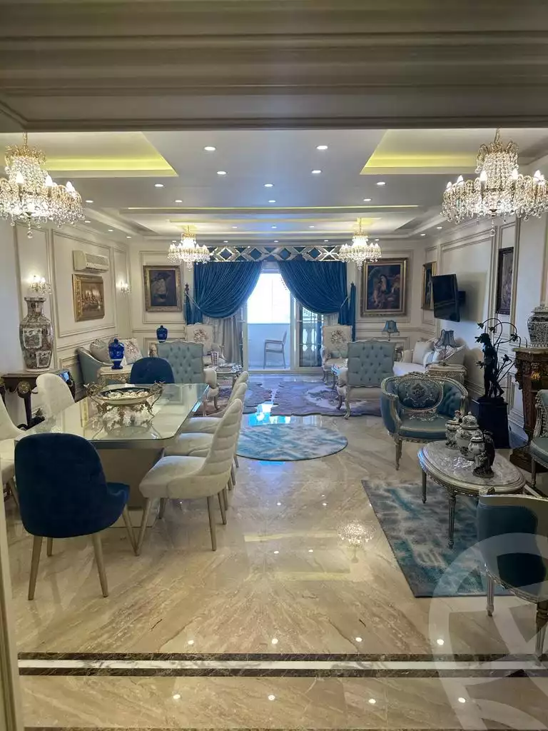 https://aqarmap.com.eg/en/listing/4128462-for-sale-alexandria-kafr-abdo-sant-square-st