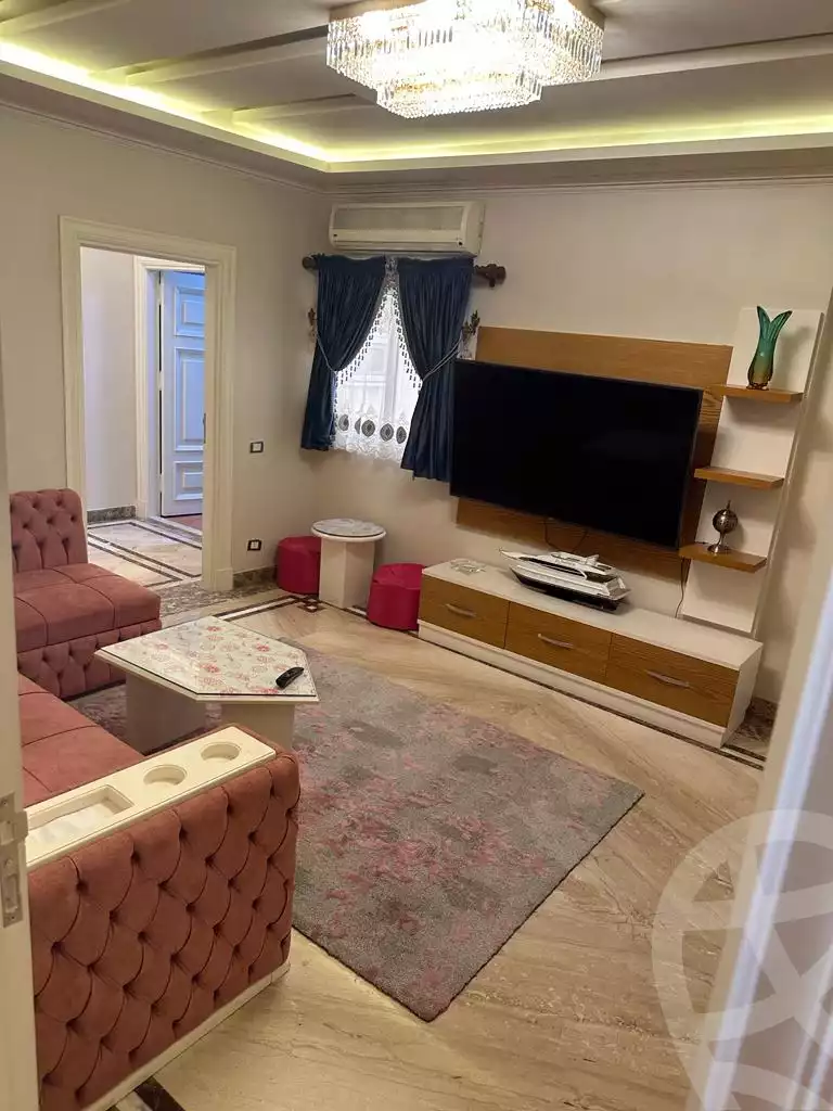 https://aqarmap.com.eg/en/listing/4128462-for-sale-alexandria-kafr-abdo-sant-square-st