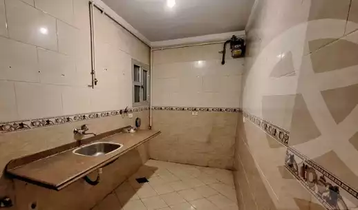 https://aqarmap.com.eg/en/listing/4131027-for-rent-alexandria-camp-cesar-famous-st