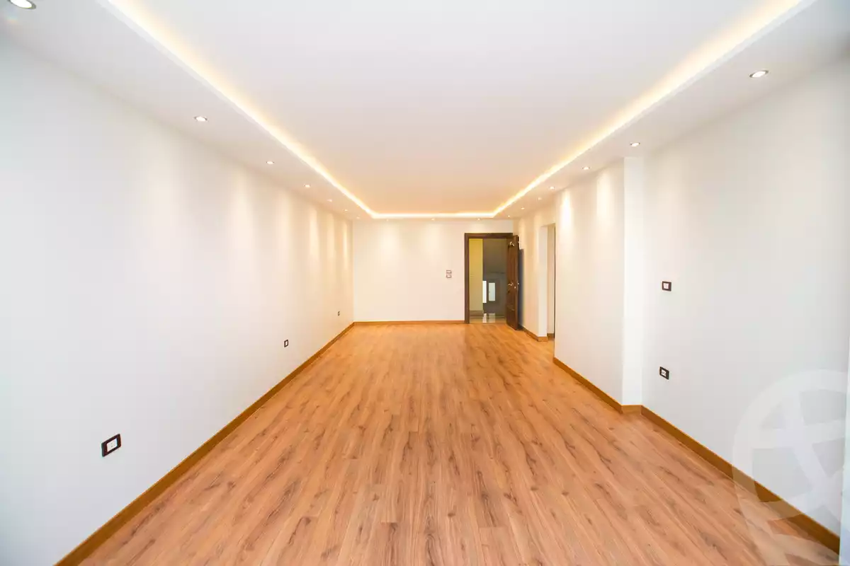 https://aqarmap.com.eg/en/listing/4131668-for-sale-alexandria-kafr-abdo-kafr-abdou-st