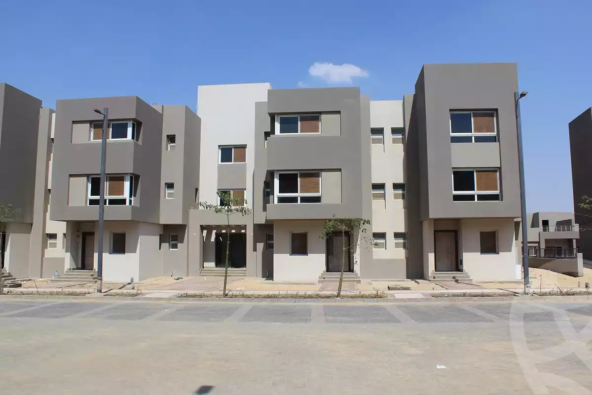 https://aqarmap.com.eg/en/listing/4132505-for-sale-cairo-el-sheikh-zayed-city-compounds-in-sheikh-zayed-etapa