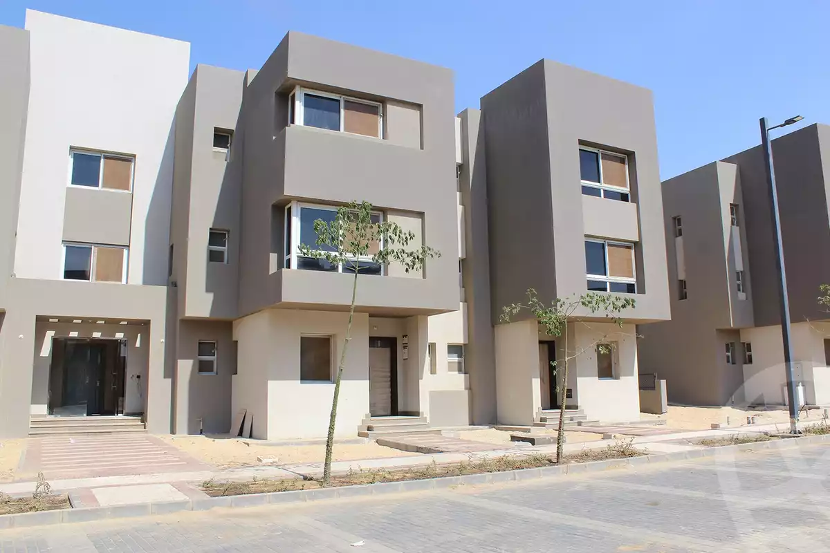 https://aqarmap.com.eg/en/listing/4132505-for-sale-cairo-el-sheikh-zayed-city-compounds-in-sheikh-zayed-etapa