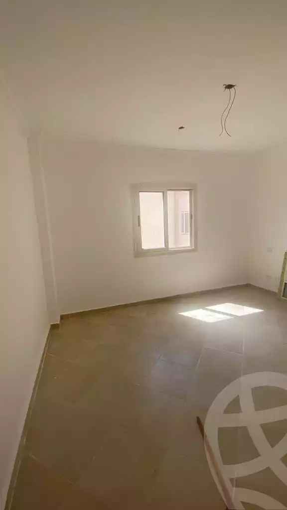 https://aqarmap.com.eg/en/listing/4134354-for-sale-north-coast-resorts-emirates-heights