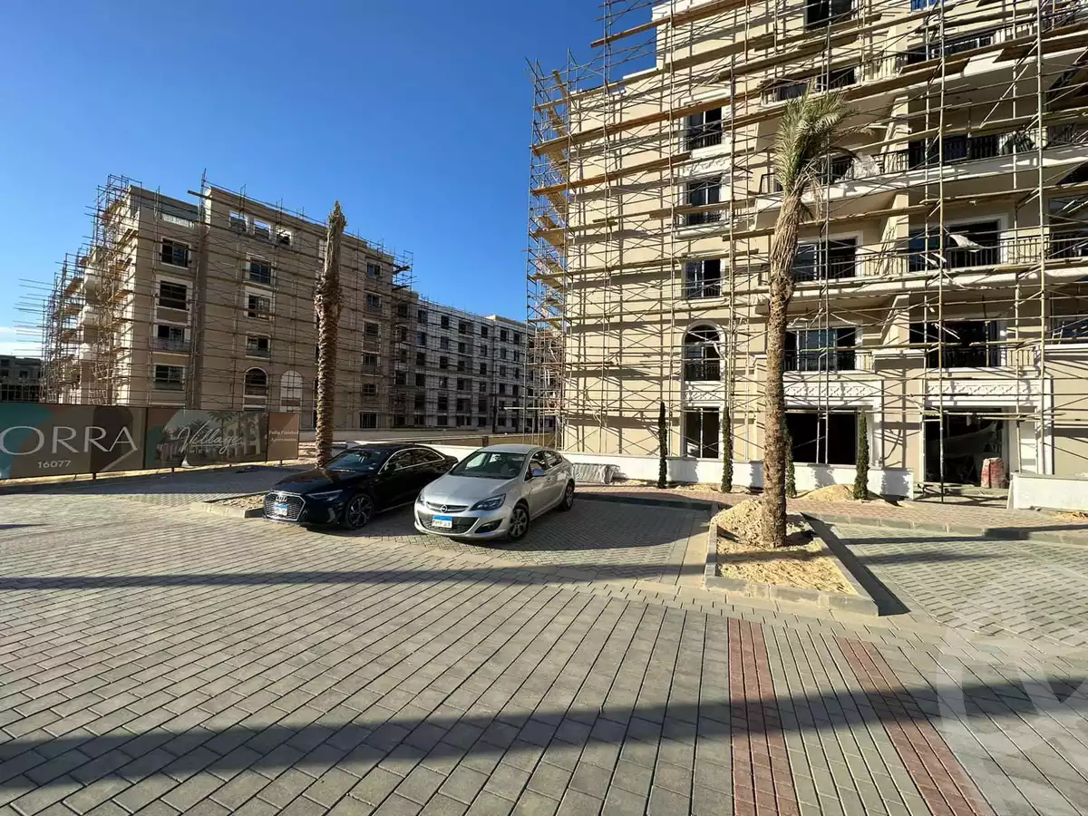 https://aqarmap.com.eg/en/listing/4140464-for-sale-cairo-el-sheikh-zayed-city-compounds-kmbwnd-fyldj-wyst-dr-llttwyr