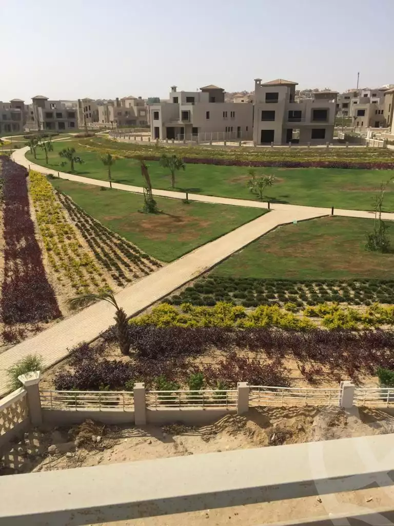 https://aqarmap.com.eg/en/listing/4140625-for-sale-cairo-el-sheikh-zayed-city-compounds-in-sheikh-zayed-palm-hills-october-golf-extension