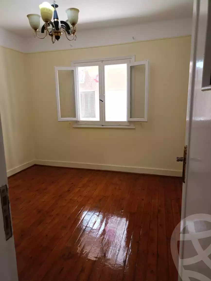 https://aqarmap.com.eg/en/listing/4141654-for-rent-alexandria-lauran-mohammed-al-eqbal-st