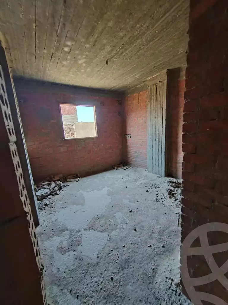 https://aqarmap.com.eg/ar/listing/4142083-for-sale-cairo-helwan-hadayek-helwan-nile-corniche-st