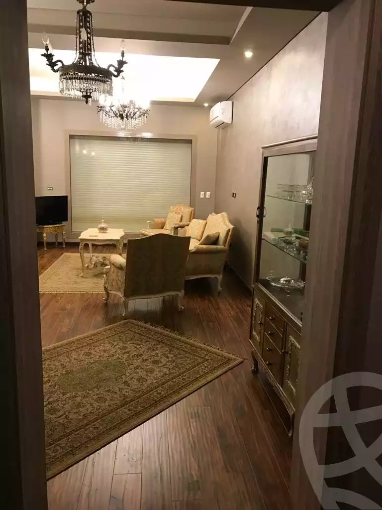 https://aqarmap.com.eg/en/listing/4142597-for-sale-cairo-6th-of-october-compound-eshraqah