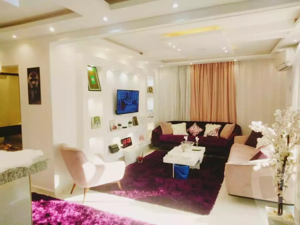 https://aqarmap.com.eg/en/listing/4142687-for-rent-cairo-el-haram-shareaa-el-haram
