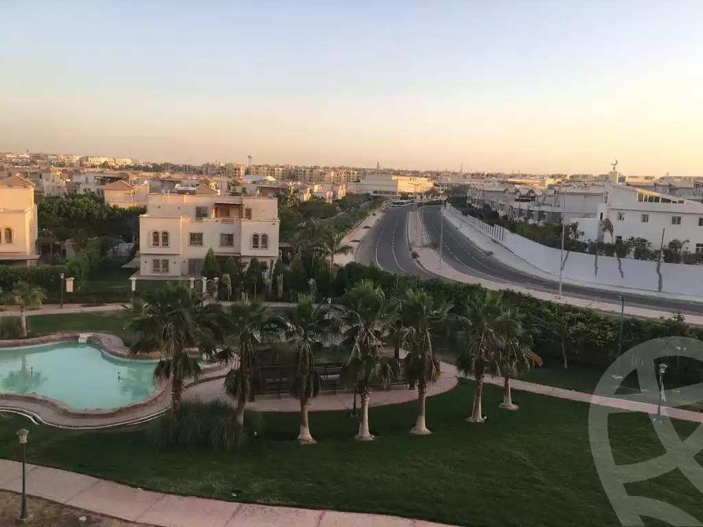 https://aqarmap.com.eg/en/listing/4142864-for-sale-cairo-el-sheikh-zayed-city-compounds-greens