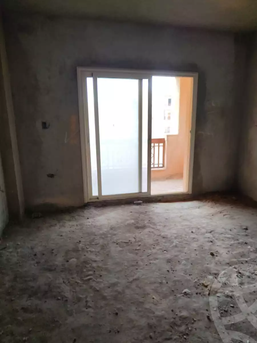 https://aqarmap.com.eg/ar/listing/4141684-for-sale-cairo-new-cairo-compounds-stwn-ryzydns-by-ar-y-llttwyr