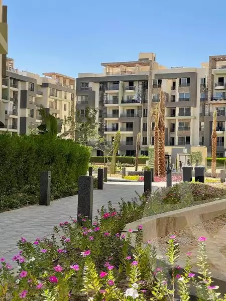https://aqarmap.com.eg/en/listing/4147829-for-sale-cairo-6th-of-october-compound-kenz