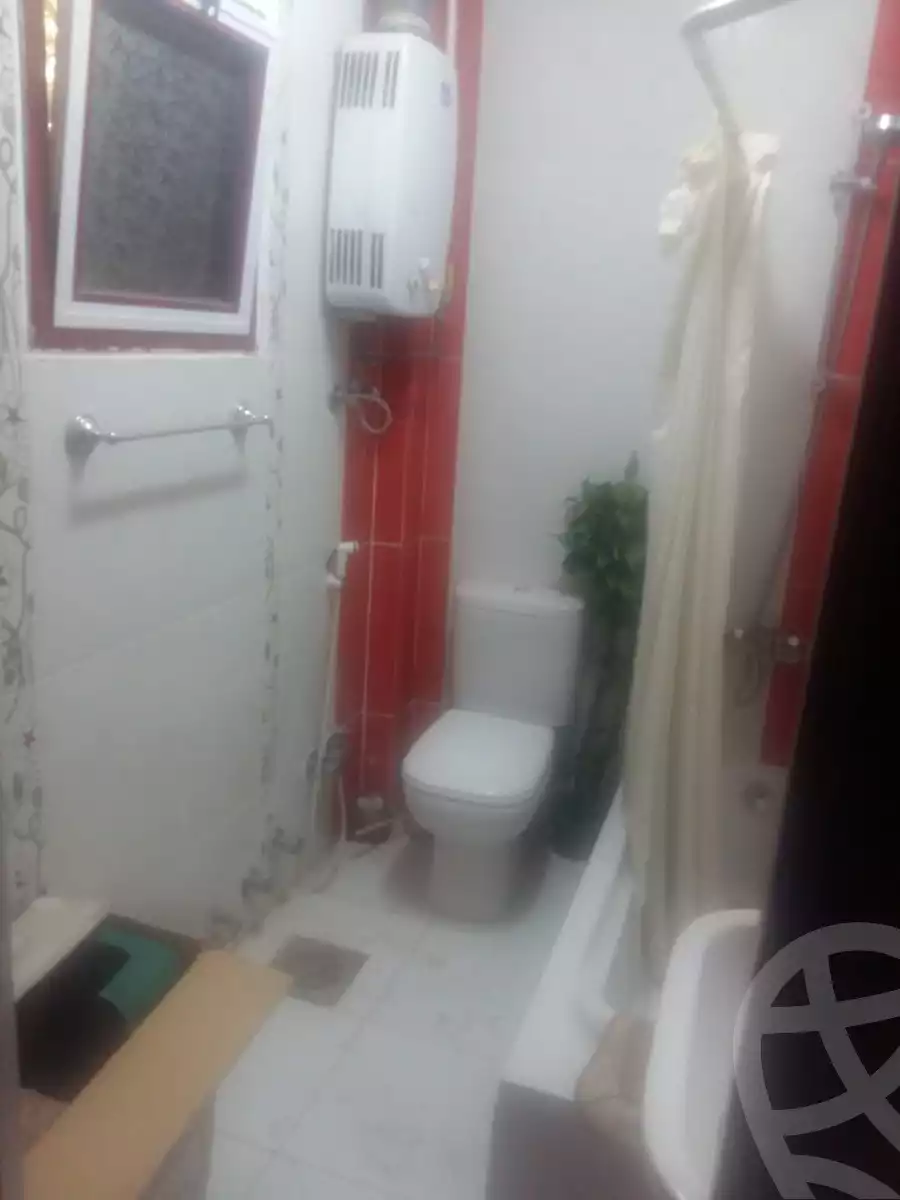 https://aqarmap.com.eg/en/listing/4148071-for-sale-cairo-6th-of-october-featured-neighborhood-el-motamayez-neighborhood-hamid-fahmy-basha-st
