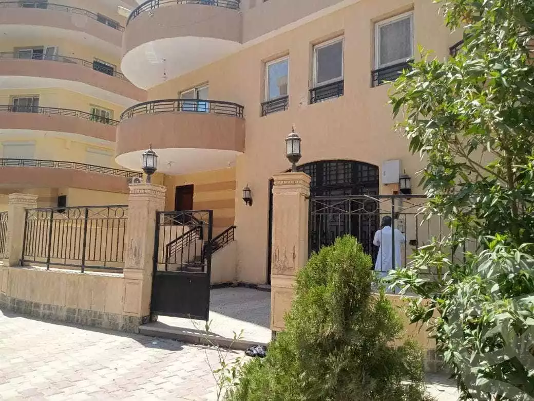 https://aqarmap.com.eg/ar/listing/4148787-for-sale-cairo-6th-of-october-compounds-jrdyny-lshms
