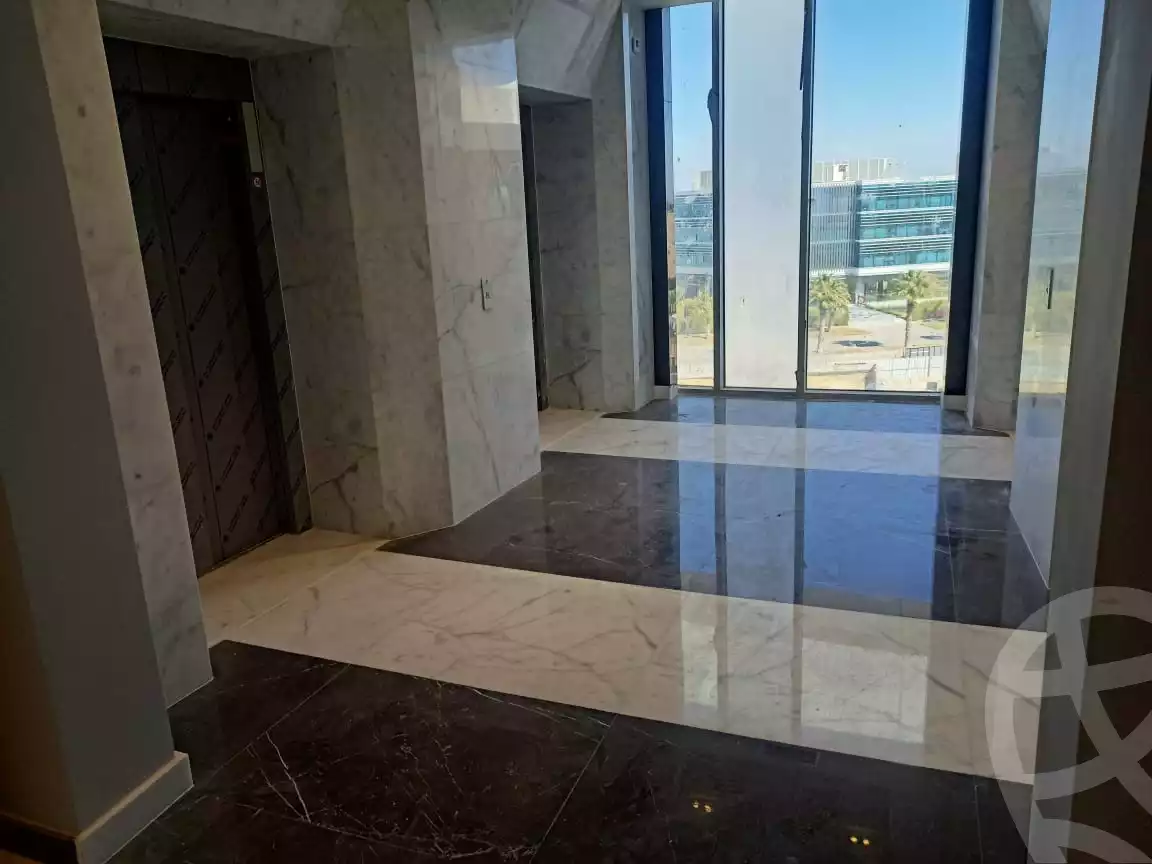 https://aqarmap.com.eg/en/listing/4148861-for-rent-cairo-alex-cairo-desert-road-y-r-sy-byzns-brk-sfrykw-llstthmr-l-qry
