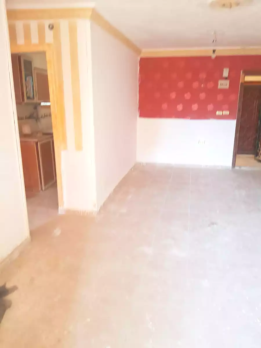 https://aqarmap.com.eg/en/listing/4151611-for-sale-alexandria-el-hanouvel-el-zahraa-city-st
