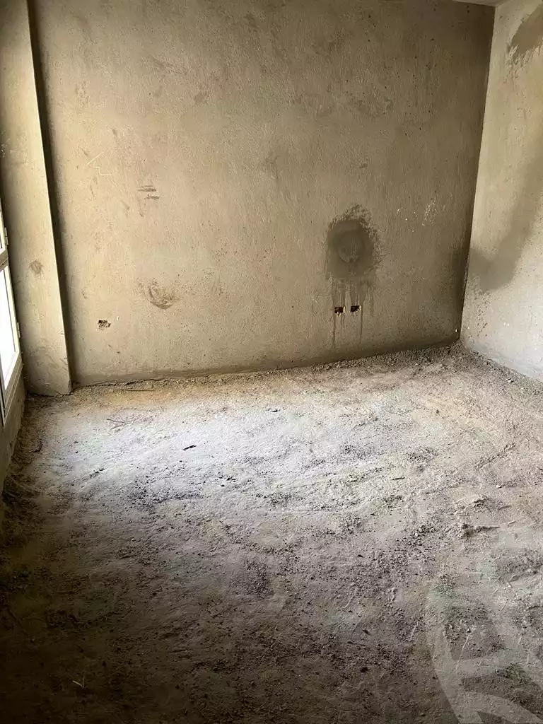 https://aqarmap.com.eg/ar/listing/4152274-for-sale-cairo-new-cairo-compounds-stwn-ryzydns-by-ar-y-llttwyr