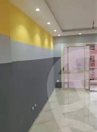 https://aqarmap.com.eg/en/listing/4152739-for-rent-cairo-6th-of-october-compound-degla-gardens