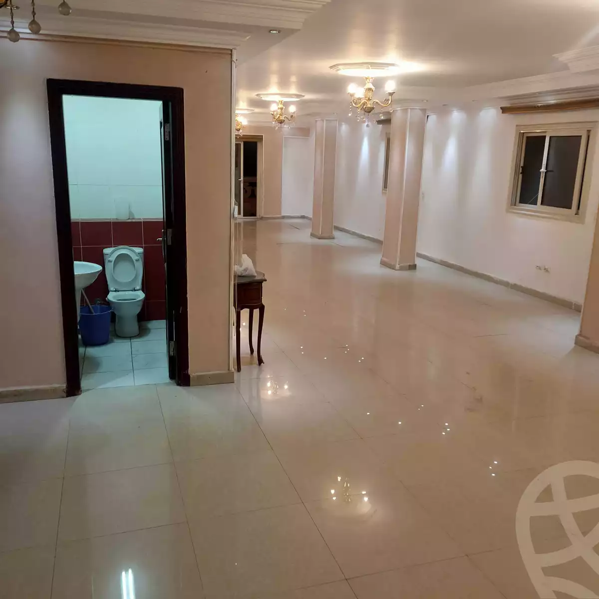 https://aqarmap.com.eg/ar/listing/4152775-for-rent-cairo-hdyq-lhrm--mntq-d