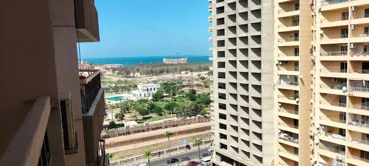 https://aqarmap.com.eg/ar/listing/4152781-for-sale-alexandria-el-montazah-el-malek-st