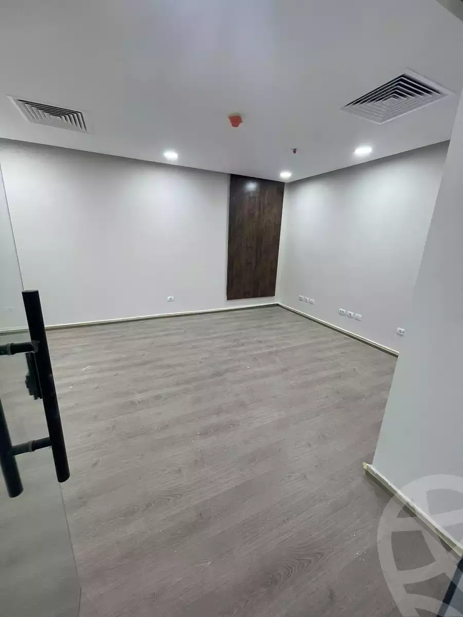 https://aqarmap.com.eg/ar/listing/4632380-for-rent-cairo-el-sheikh-zayed-city-compounds-tryfywm-zyd-nm-llttwyr