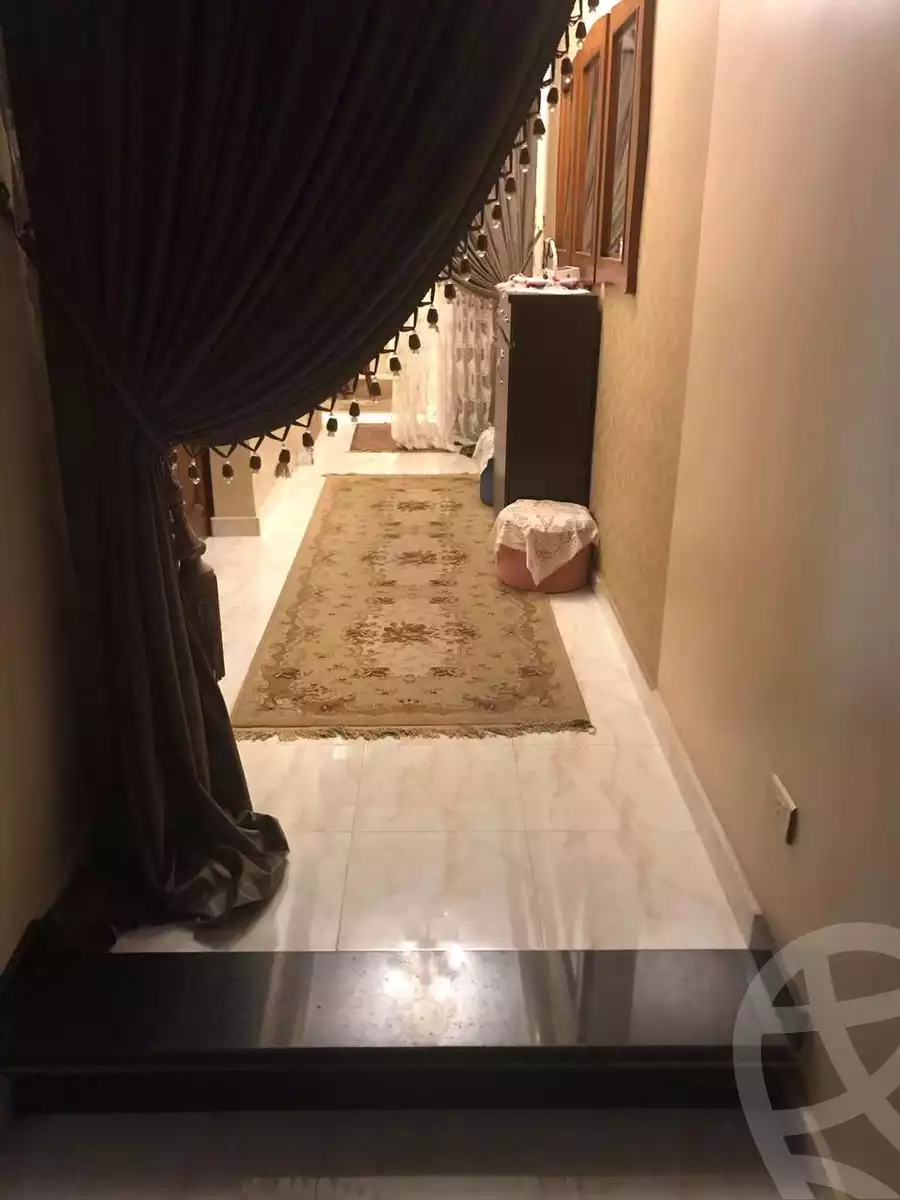 https://aqarmap.com.eg/en/listing/4156169-for-sale-alexandria-lsywf-al-saaeh-sq
